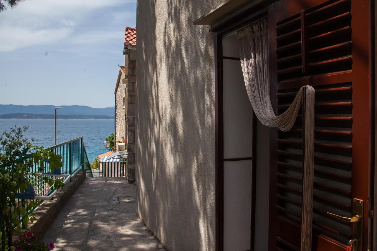 Old Town Accommodation ボル エクステリア 写真